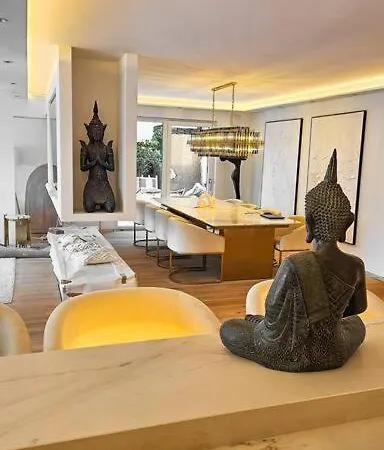 Lejlighed Luxurious 150m² + Pool + Garden